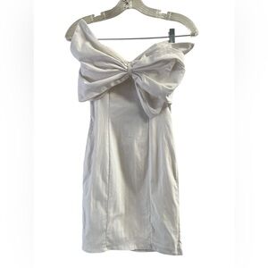Fashion nova white bow mini strapless dress